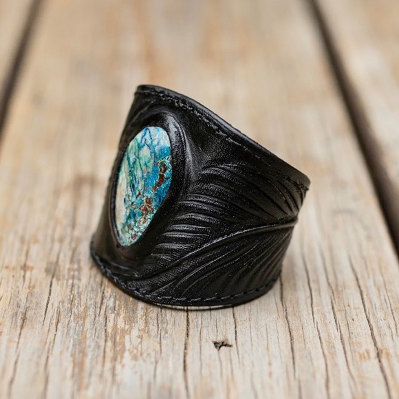 BUFFALO GIRL BLACK MANDALA LEATHER CUFF BRACELET WITH AUSTRALIAN CHRYSOCOLLA - Picture 6 of 8